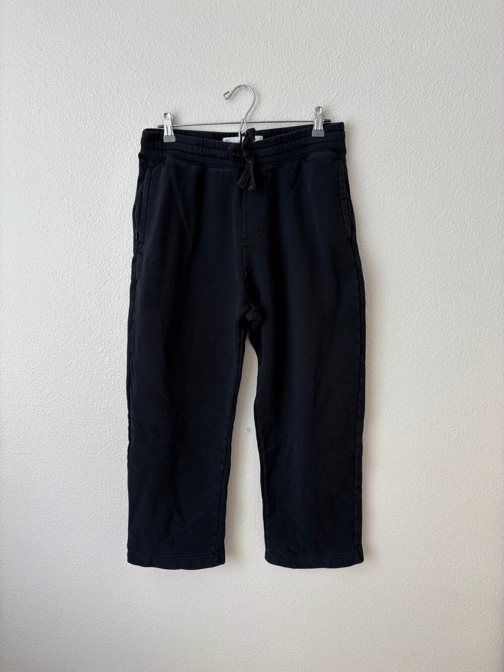 Hollister Men’s S Black Fleece Sweatpants Straight Leg Zip Pockets Drawstring